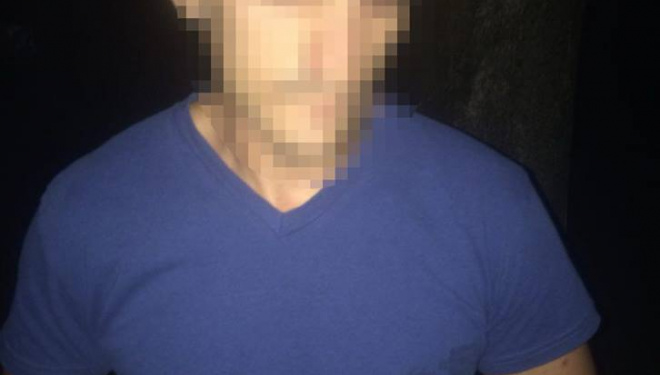 У Тернополі спіймали підозрілого молодика