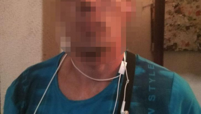 Скриплячі двері завадили чоловікові втілити задумане