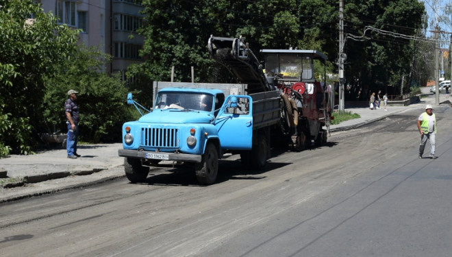 Де у Тернополі найближчим часом візьмуться ремонтувати дороги?