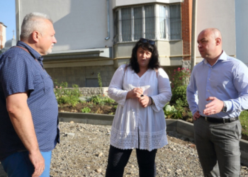 На вулиці Карпенка триває капітальний ремонт міжквартального проїзду