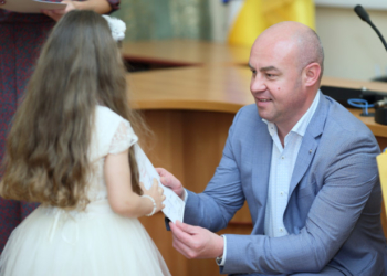 У Тернополі відзначили обдарованих дітей (фото)