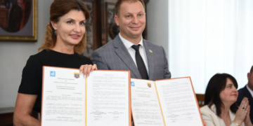 Марина Порошенко й Степан Барна підписали Меморандум по впровадженню інклюзивної освіти в Тернопільській області