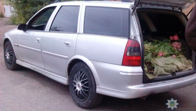 У Києві спіймали чоловіка, якому загрожує покарання за 309 статтею Кримінального кодексу