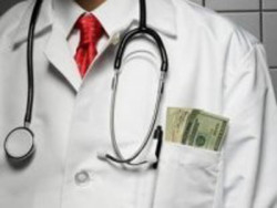 Робота медиком за тисячу гривень “хабаря”