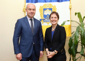 Очільник Тернополя Сергій Надал зустрівся з Надзвичайним і Повноважним Послом США в Україні Марі Йованович (фото)
