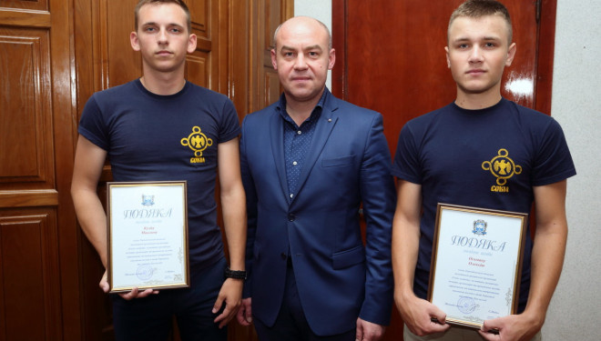 Міський голова Сергій Надал привітав тернопільських активістів з Днем молоді