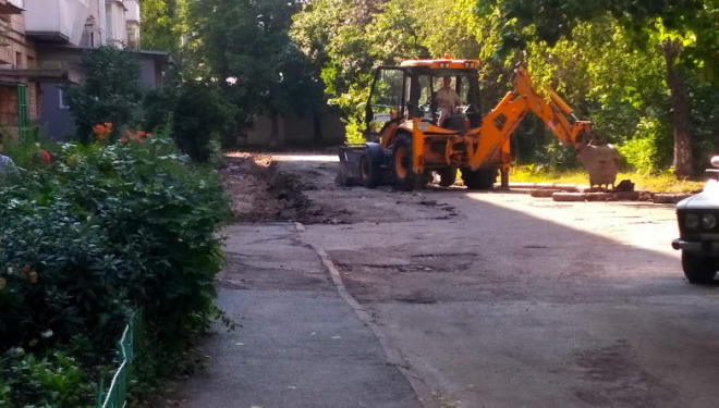 У Тернополі у ще одному дворів буде гарно