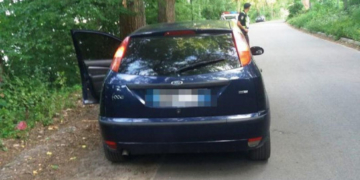 У Тернополі невідомий влаштував стрілянину з автомобіля (фото)