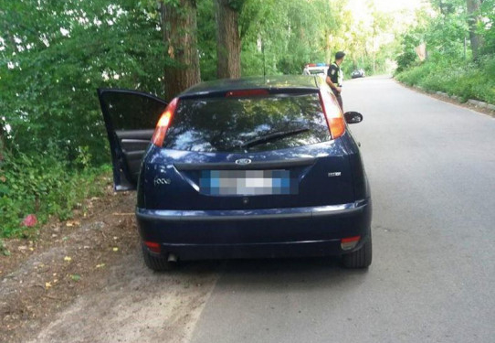 У Тернополі невідомий влаштував стрілянину з автомобіля (фото)