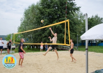 В Тернополі відбувся турнір з пляжного волейболу (фото)