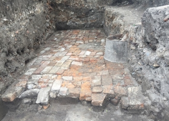 Під час розкопок у Тернополі знайшли унікальну річ (фото)