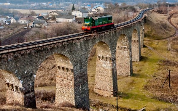 Про унікальний віадук на Тернопільщині дізнається уся Європа (фото)