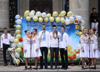 Студенти Галицького коледжу відсвяткували випускний