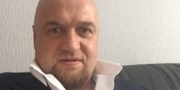 Депутат ударив жінку за прохання взяти пітбуля на повідок (Відео)