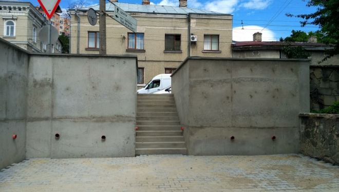 Як виглядає відремонтований двір  вулиці Князя Острозького у Тернополі (фото)