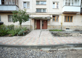 Як виглядає нова екопарковка на проспекті Злуки, 2 (фото)