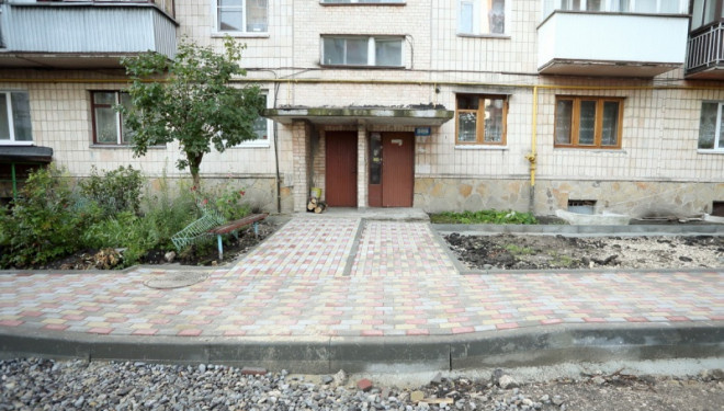 Як виглядає нова екопарковка на проспекті Злуки, 2 (фото)