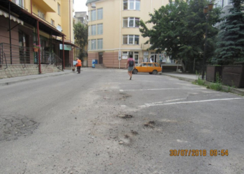 Тернопіль наводить порядок з незаконними об’єктами (фотофакт)