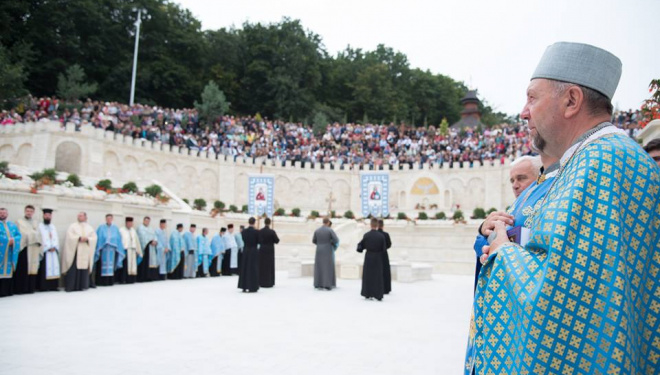Степан Барна: Відтепер кожен християнин зможе у Зарваниці прикластися до святого місця – частинки Гробу Господнього (відео)