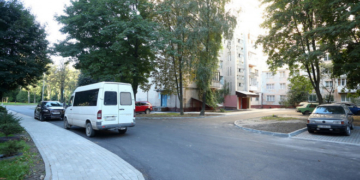 Як на ще одній вулиці гарно двір відремонтували