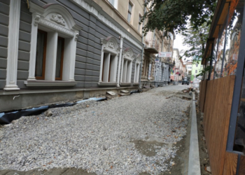 Ще одна центральна вулиця Тернополя ремонтується