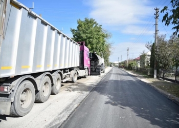 У селі Токи Підволочиського району ремонтують дорогу (фото)
