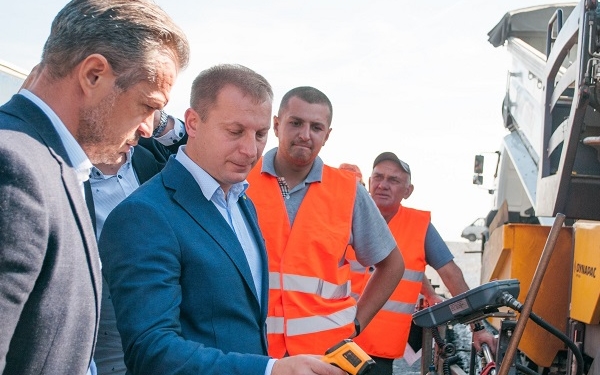 Степан Барна: Перспективи економічного розвитку регіону напряму залежать від якісних автошляхів (відео)