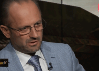 Роман Безсмертний: Ми сьогодні нагадуємо стару каналізаційну трубу, чіпати яку небезпечно (Відео)