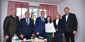 На Тернопільщині за сприяння держави ще одна дитина-сирота отримала житло (фото)