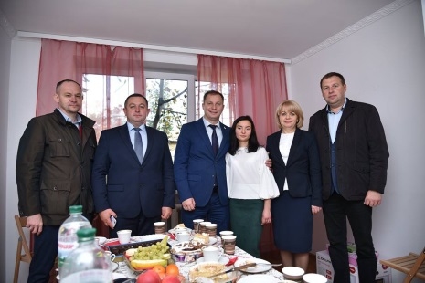 На Тернопільщині за сприяння держави ще одна дитина-сирота отримала житло (фото)