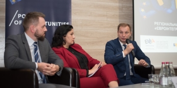 Степан Барна: Інвестори зацікавлені у будівництві автомобілів або комплектуючих до них на території області (фото)