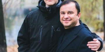 Термінової допомоги потребує син відомого співака Віктора Павліка