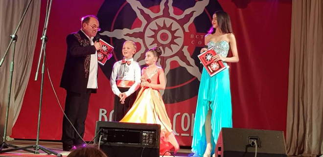 У Бучачі на фестивалі «Вставай Сонце» шукали нові таланти (фото)