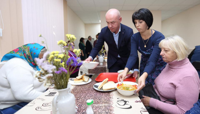 Міжнародний день людей похилого віку та День ветеранів відзначили у Тернополі