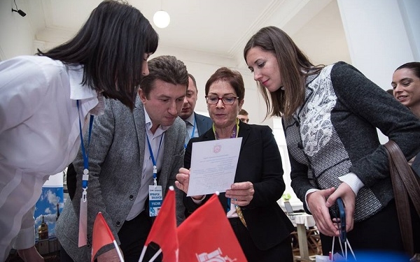 На Ярмарку вакансій у Тернополі представляли себе об’єднані територіальні громади області (фото)