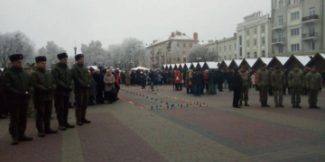 Тисячі тернополян запалили свічки пам’яті