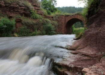 Найкрасивіший рівнинний водоспад України – на Тернопільщині (Фото)