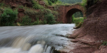 Найкрасивіший рівнинний водоспад України – на Тернопільщині (Фото)