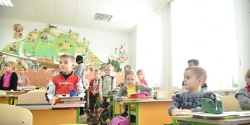 За рахунок державних коштів в Озернянській ЗОШ – новий дах і утеплений фасад (фото)