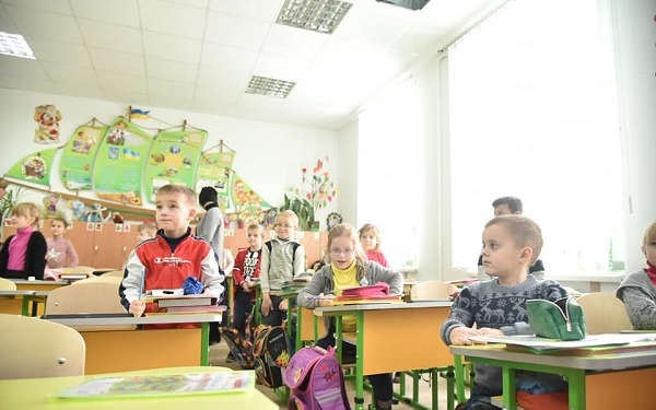 За рахунок державних коштів в Озернянській ЗОШ – новий дах і утеплений фасад (фото)