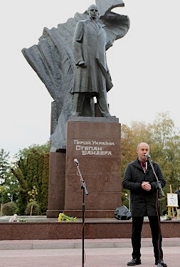 У Тернополі 2019 рік проголошено Роком Степана Бандери