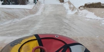 Тернополяни можуть розваджитися на гірці для сноутюбінгу