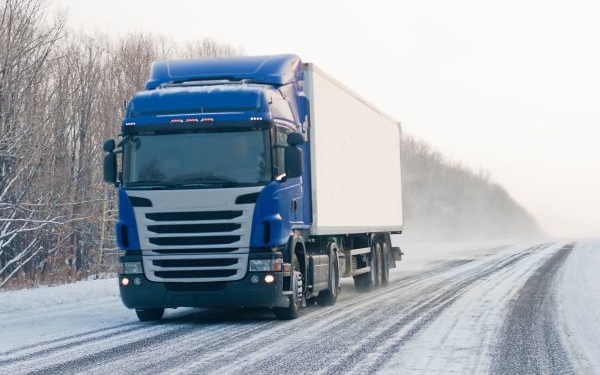 Під час снігопаду буде обмежено в’їзд вантажівок у Тернопіль