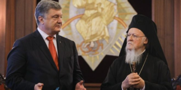 Україна заслужила незалежну церкву, і завдяки Порошенко це стало можливим, – експерт