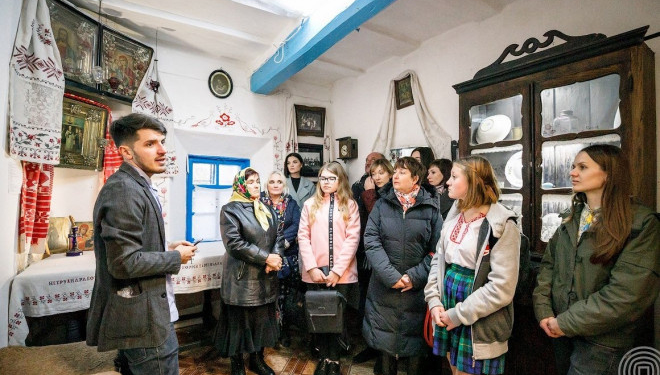 Студент створив етнографічний музей у дідовій хаті на Тернопільщині