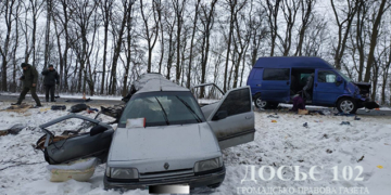 Їхали до Берліна, та потрапили у лікарню, – на Тернопільщині знову ДТП (Фото)