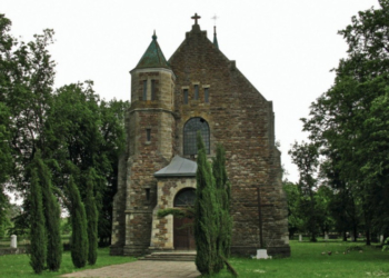 Унікальний костел в маленькому селі на Тернопільщині (Фото)