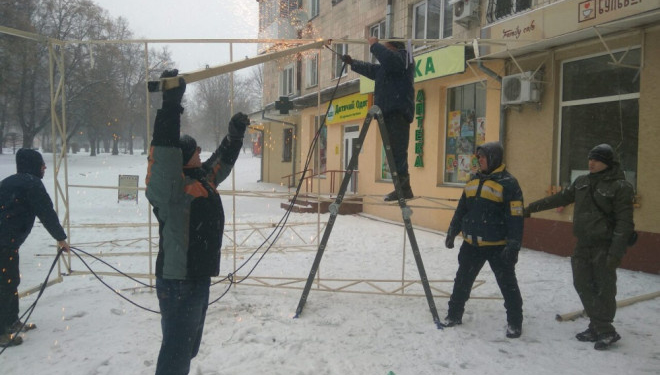 У Тернополі на одну незаконну споруду стало менше (фотофакт)