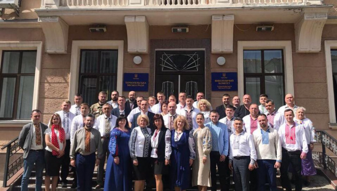 Депутати Тернопільської міської ради будуть жити за «Кодексом етики»  – без корупції та конфлікту інтересів