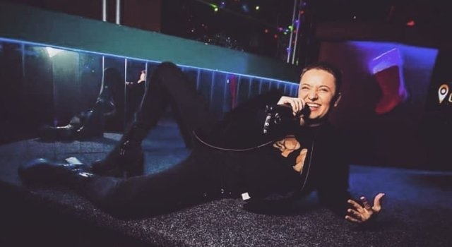 Відома тернопополянка привселюдно нецензурно обізвала відвідувачку нічного клубу